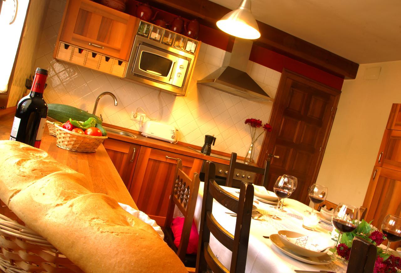 Casa Rural "Hazanas" Adanero Esterno foto