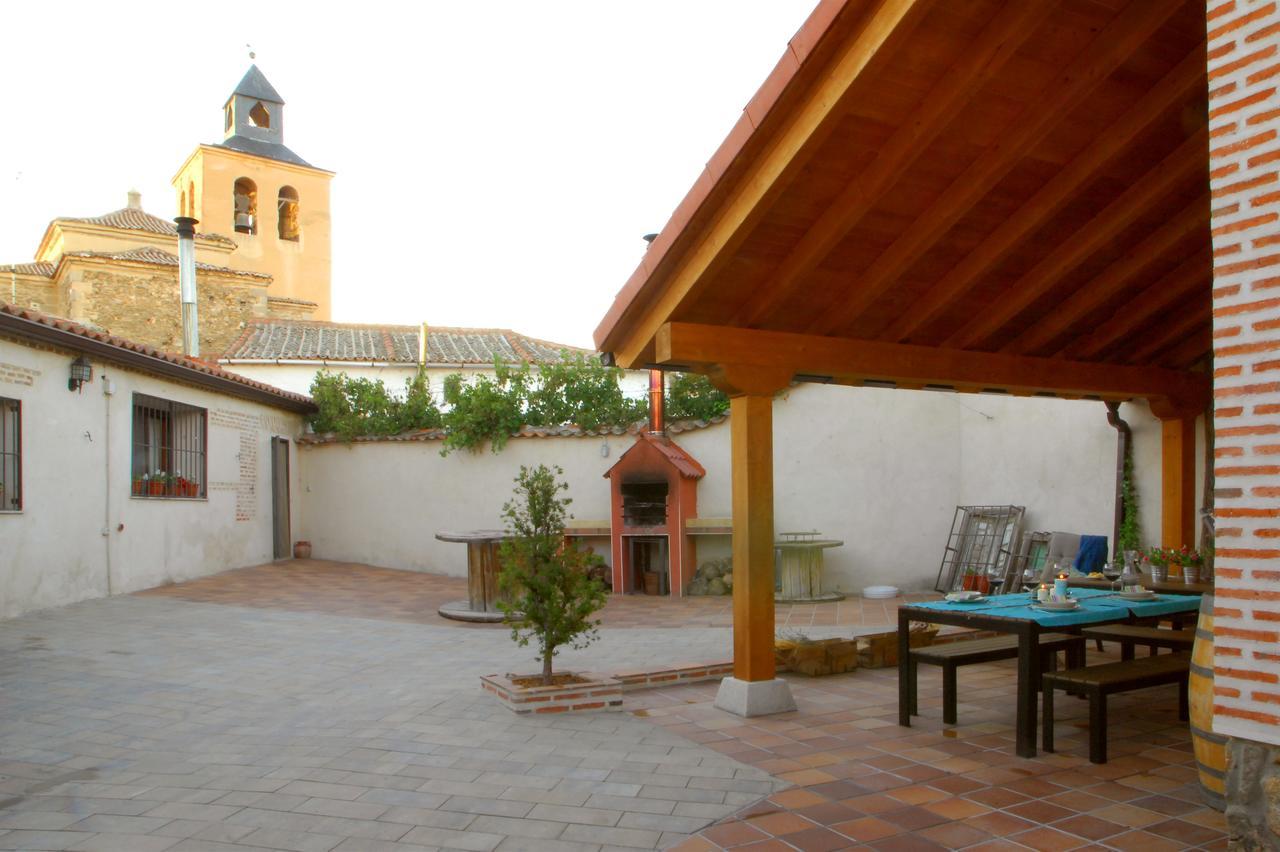 Casa Rural "Hazanas" Adanero Esterno foto