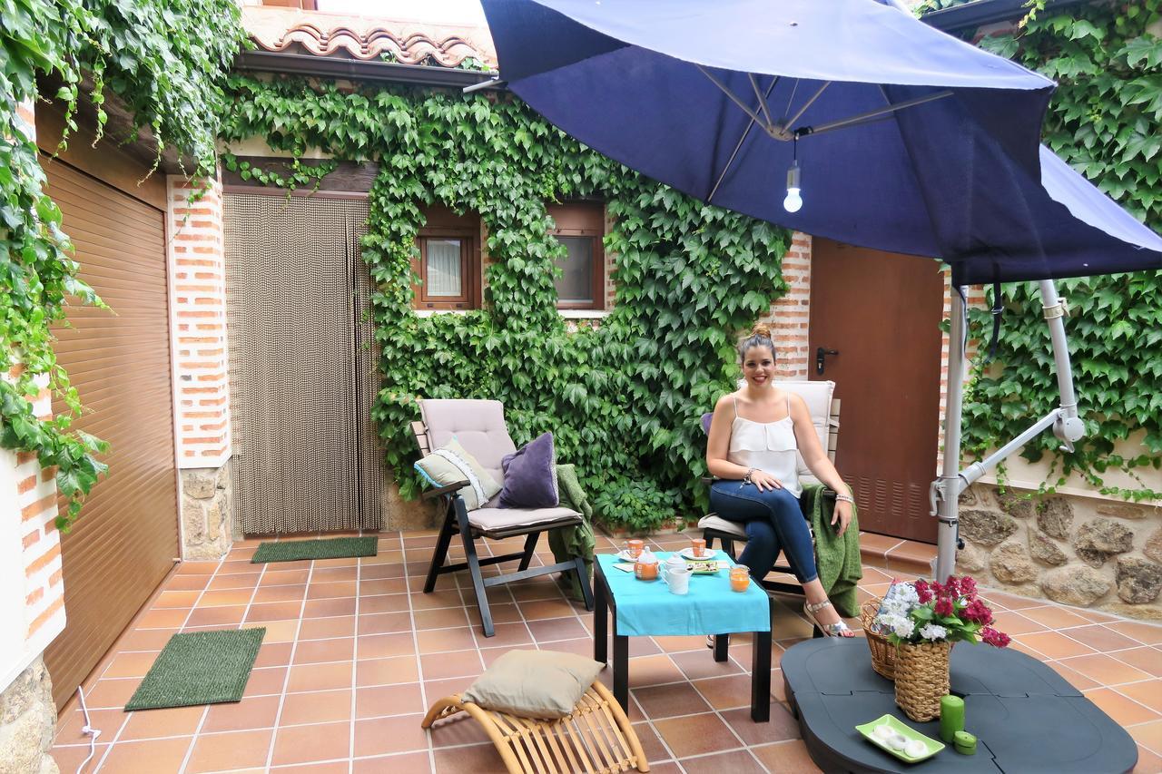 Casa Rural "Hazanas" Adanero Esterno foto