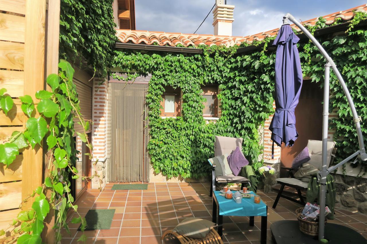 Casa Rural "Hazanas" Adanero Esterno foto